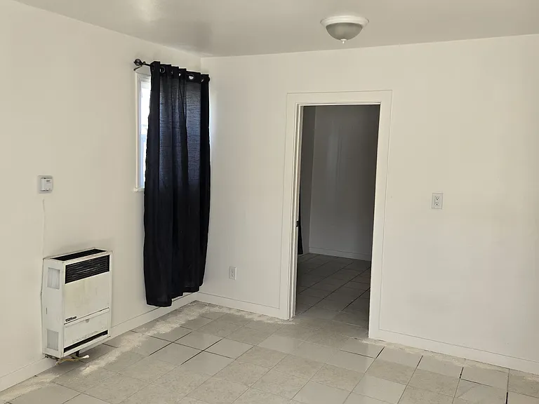 18 E 56th St #18 — Photo 2