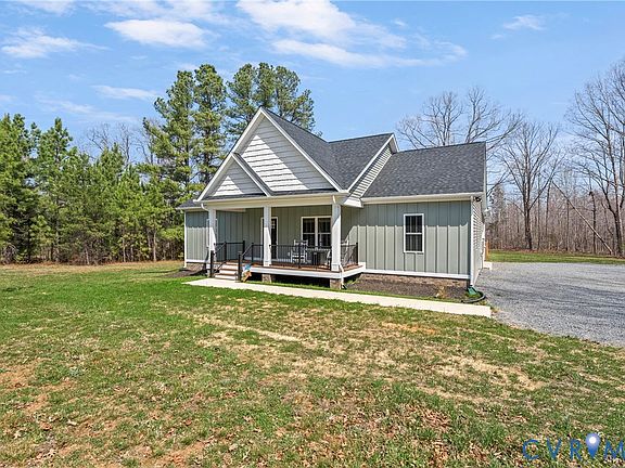 3rd image of 4316 Mount Airy Rd