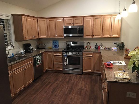 5th image of 33706 N Lake Shore Dr