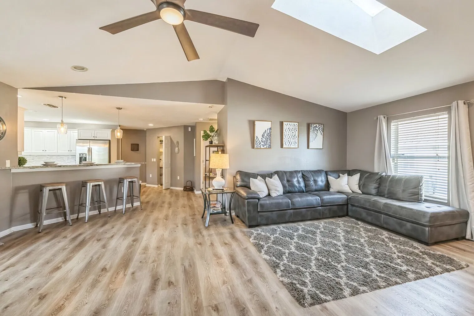 5 bed, 3.0 bath, $12,328 — Photo 1