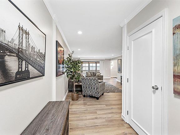 3rd image of 578 Sarah Ln APT 401