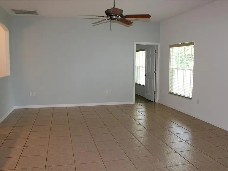 339 Mariners Gate Dr — Photo 7