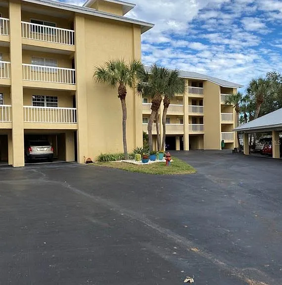 1125 Pinellas Bayway S #201 — Photo 28