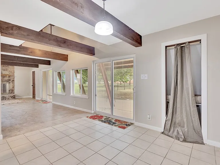 1405 W County Road 130 — Photo 6