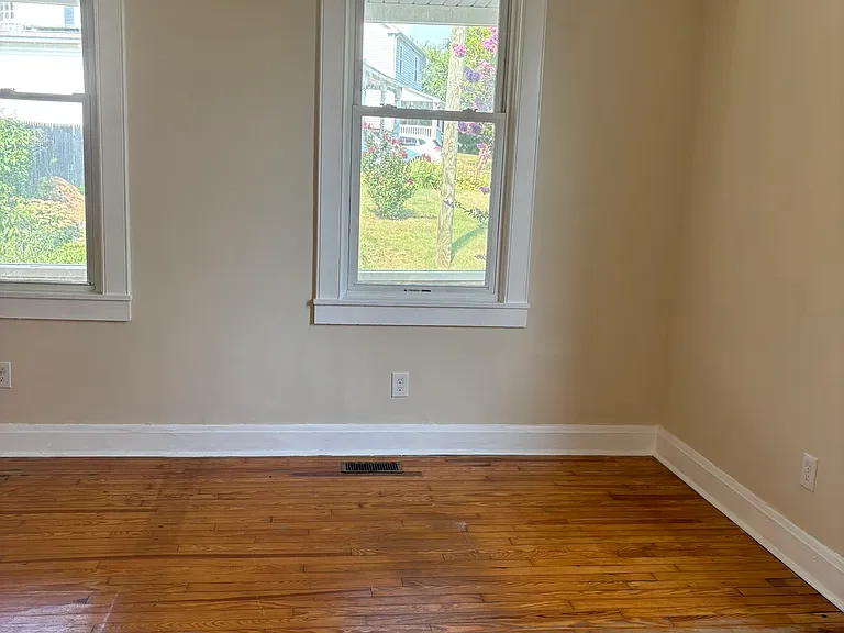 25 Egges Ln — Photo 14