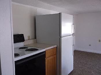 2nd image of 323A W 24th Ave