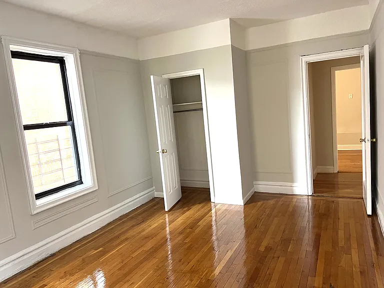 2133 Wallace Ave #217 — Photo 6