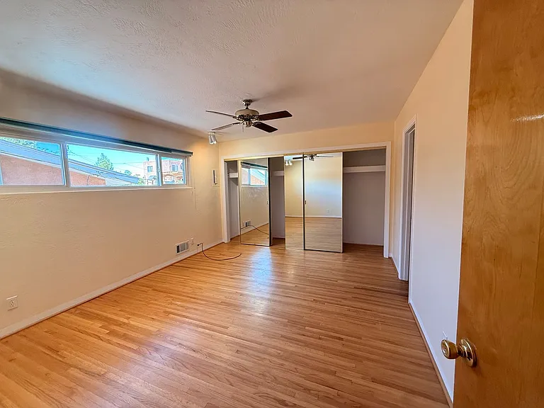 1818 Washington St NE — Photo 7