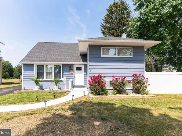 23 Matthews Rd, Newark, DE 19713