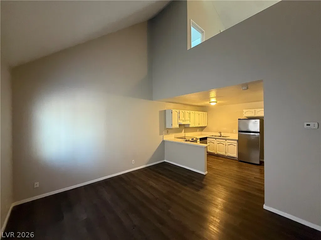 1 bed, 1.0 bath, 3844 sqft, $1,150 — Photo 3