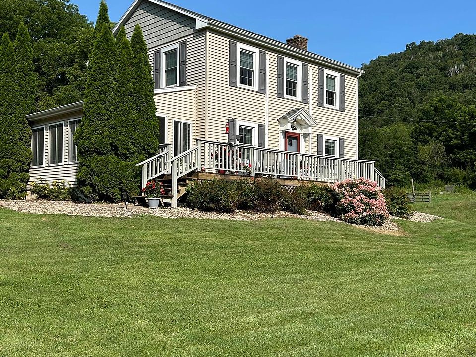 1st image of 745 Hanson Valley Rd