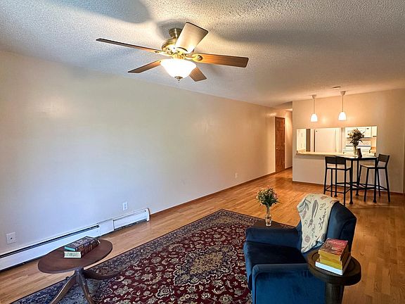 5th image of 2809 E Minnehaha Pkwy APT 304
