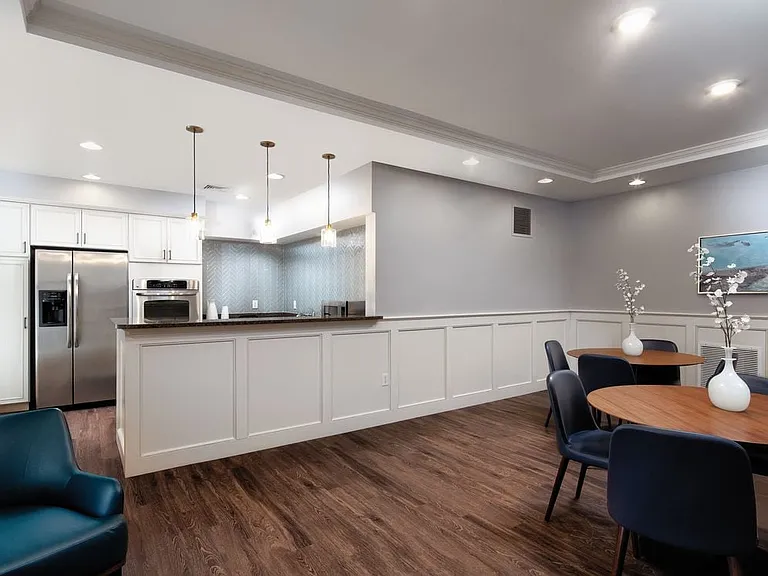Resident Lounge with Kitchenette