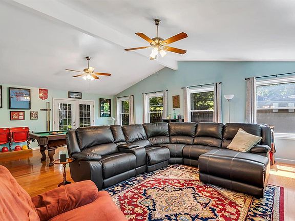 5th image of 5509 Oakville Heights Ct