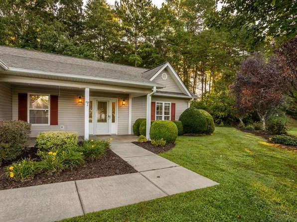 12 Hannah Cir, Blue Ridge, GA 30513