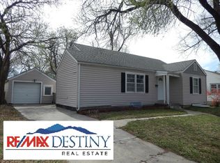 319 W Ash St, Junction City, KS 66441