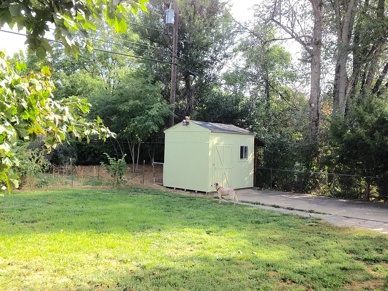 945 Grape Ave — Photo 14