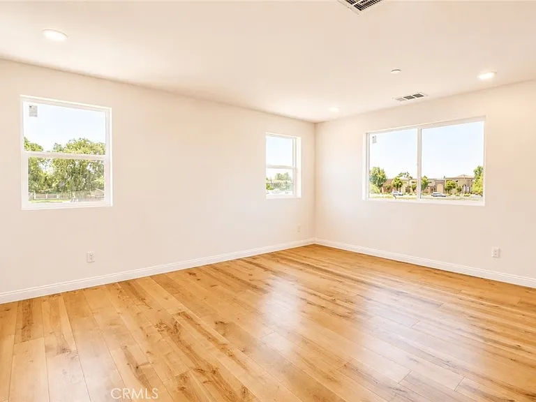 14433 Buvan Ct — Photo 15