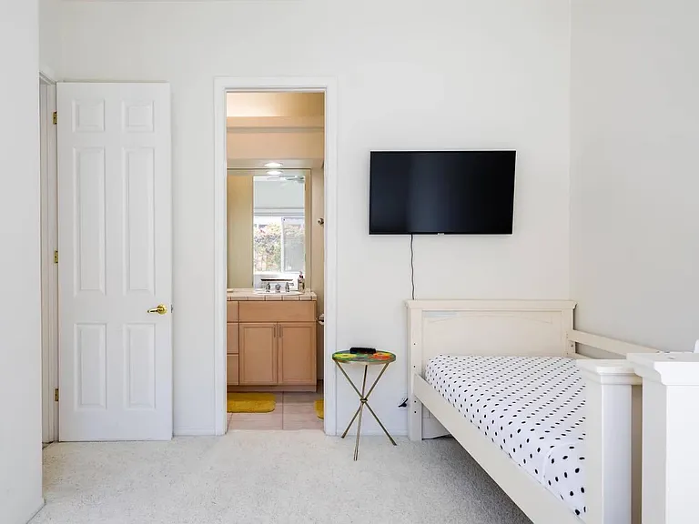 40741 Avenue Solana #40741 — Photo 16