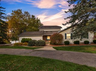 7575 E Howe Rd, Bath, MI 48808