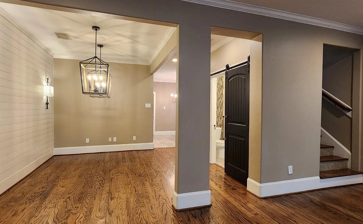 3 bed, 2.5 bath, 2200 sqft, $2,500 — Photo 4