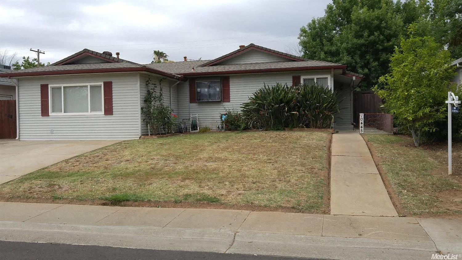 10445 Abington Way photo 1