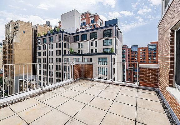 3rd image of 63 Schermerhorn St APT 10C