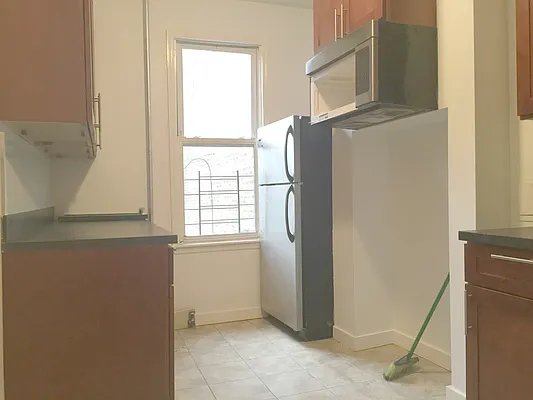 Rented by Terance Phillip, LREB | media 2