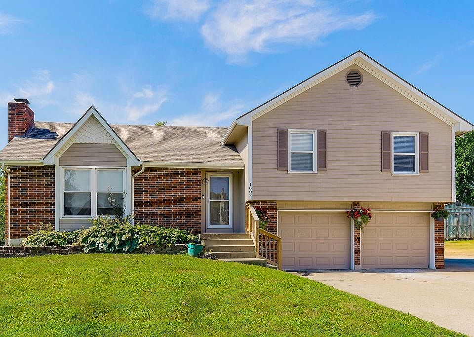 1st image of 1008 SW Shorthorn Dr
