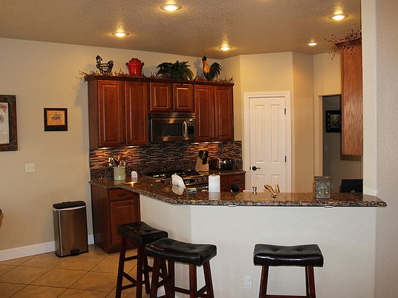 Kitchen - Bar Area
