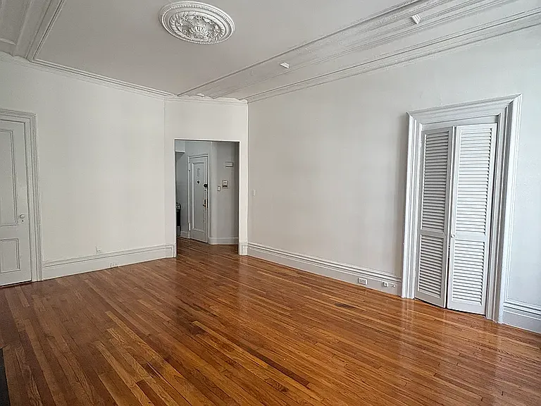 42 W 56th St #3A — Photo 13