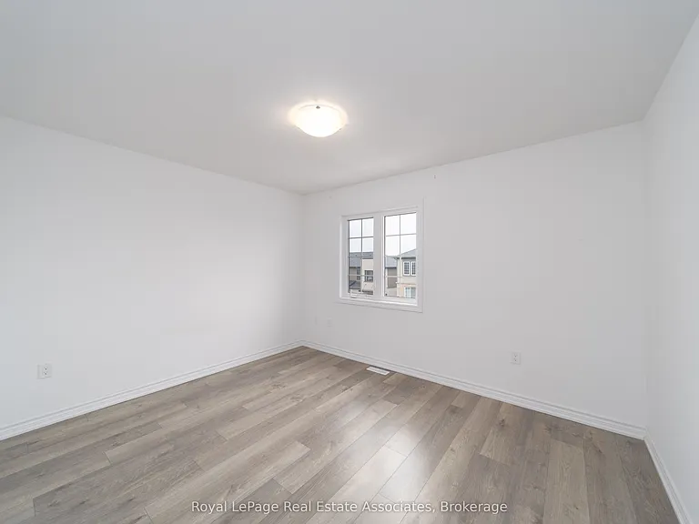 12 Hay Ln — Photo 15