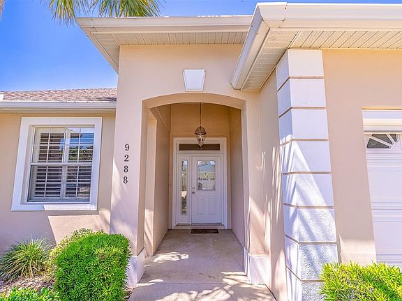3rd image of 9288 SW 93rd Cir