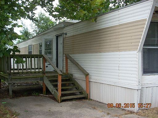 1st image of 140 Dorothy Ln