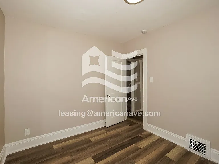 1025332_010_wm_-_bedroom_13575918.jpg