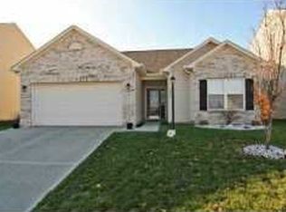 12466 Schoolhouse Rd, Fishers, IN 46037