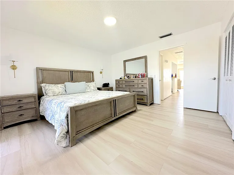 36 Vista Gardens Trl #204 — Photo 8