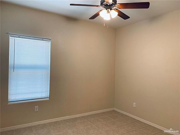 2nd image of 2710 E Garfield Ave APT 3