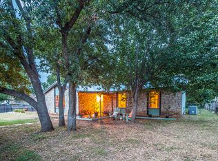 2100 Emerald Isle Dr, Leander, TX 78641