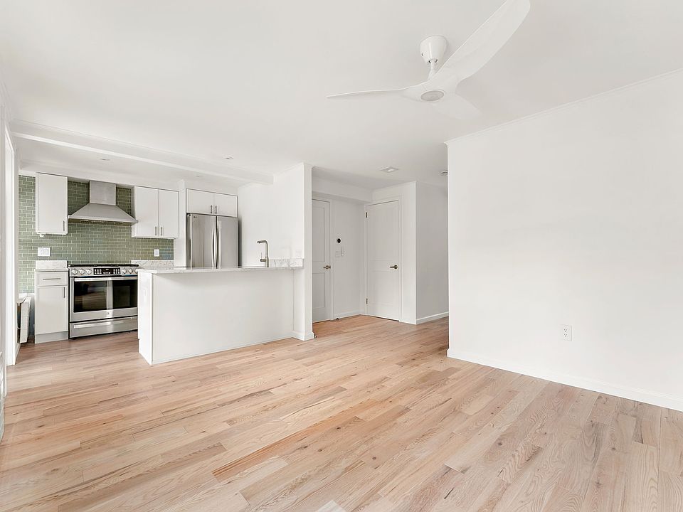 1st image of 54 E 4th St #1