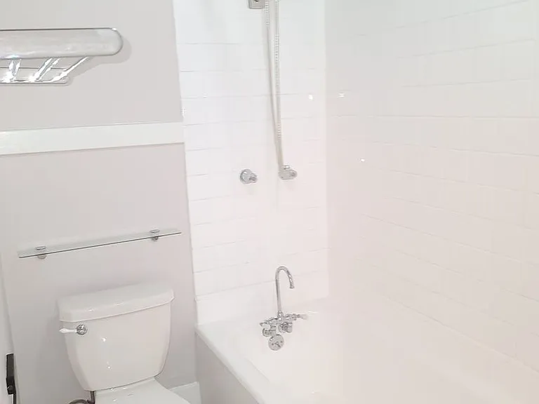 Glendale Lofts - SF Glendale Lofts LLC — Photo 9