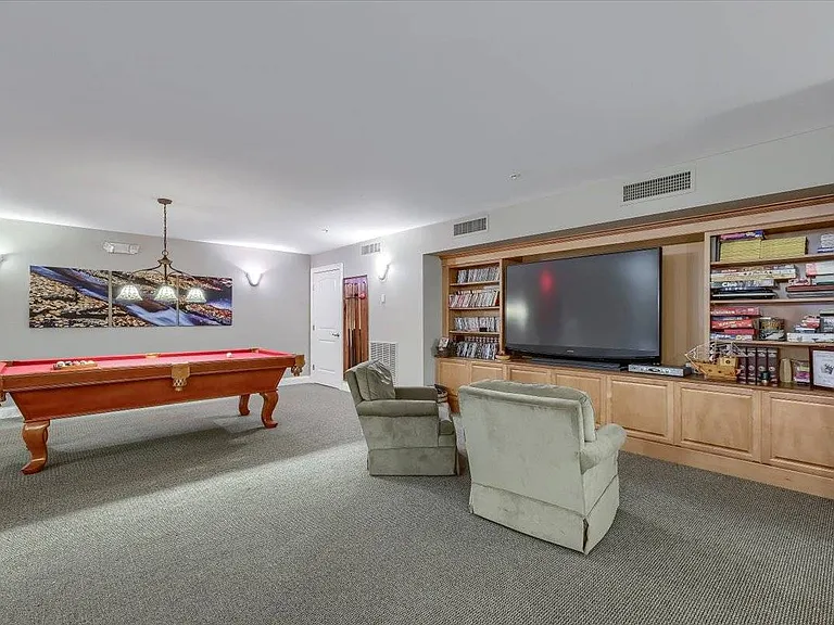 Stewart Woods Apartments — Photo 15