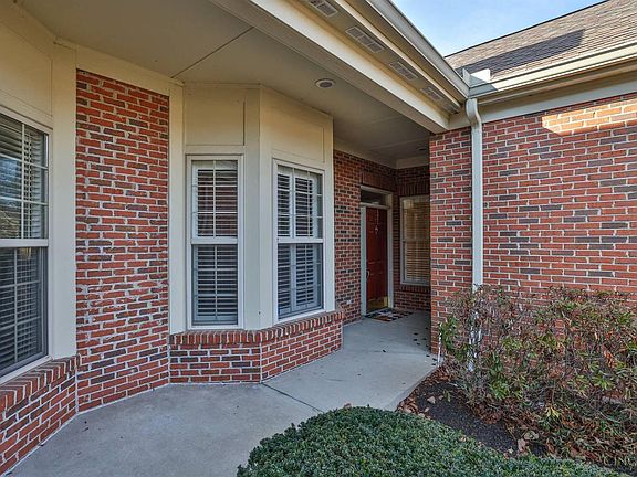 3rd image of 6495 Lantana Dr