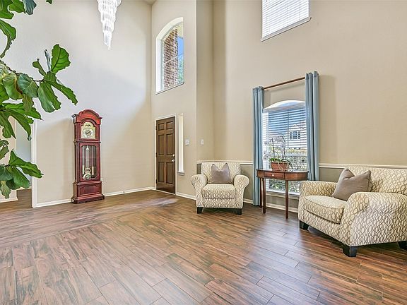 4th image of 1226 Martinez Ct
