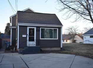 452 East Bolivar AVENUE, Milwaukee, WI 53207