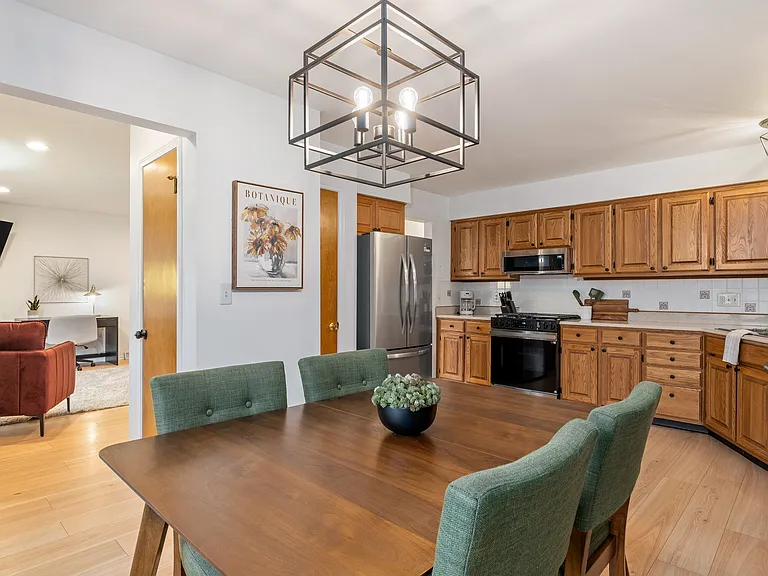 2183 Fawnwood Dr SE — Photo 4