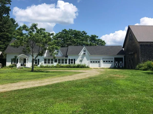 147 Old Military Road, Winn, ME 04495