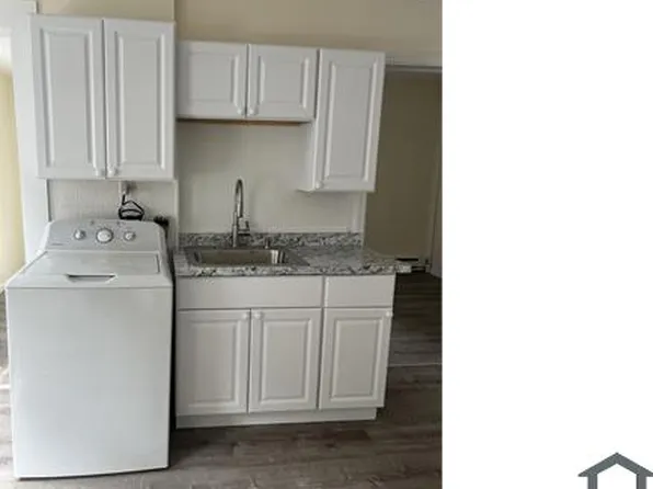 6 E Walnut St, Stamford, CT
