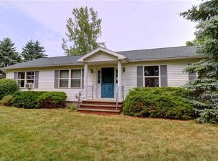 1259 Sherwood Rd, Aurora, NY 13026