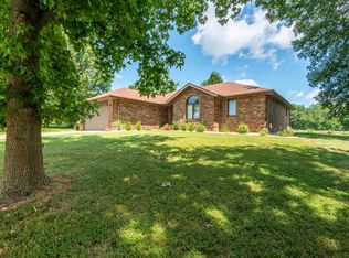 2100 S 13th Ave, Ozark, MO 65721
